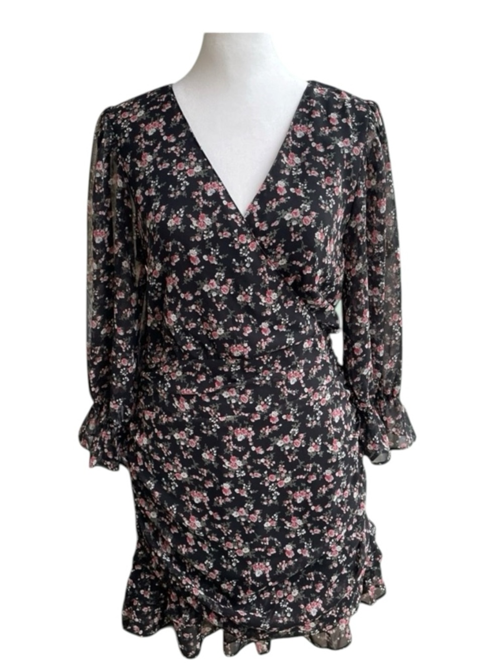 🌸Lulus Black Floral Ruffle Dress w/ Pink & Cream Blooms. Measurements in pics.